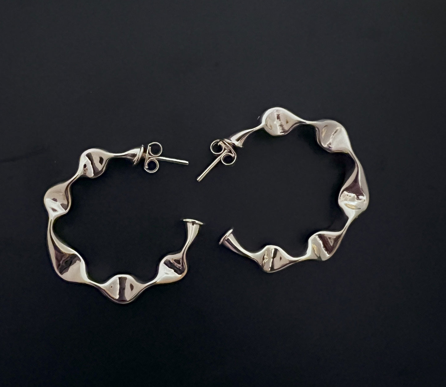 (PreOrder)Moon Hoops -Gold Filled