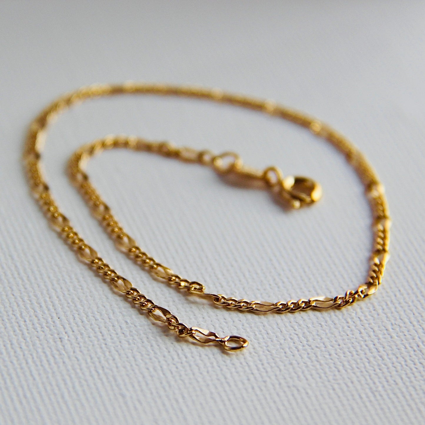 Figaro Link Anklet 10"