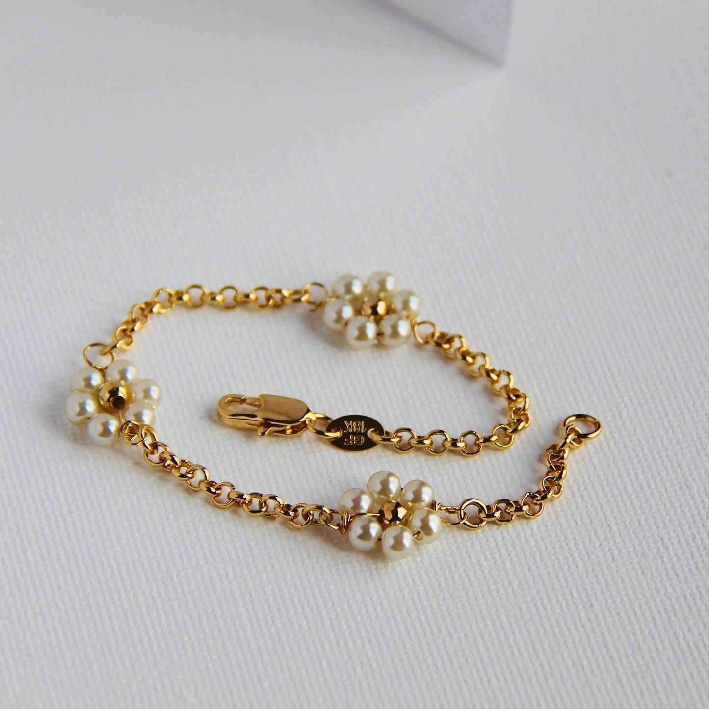 Flower Pearl Bracelet